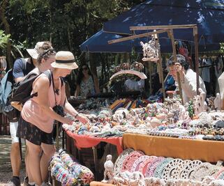 EU pide a ciudadanos no viajar a México