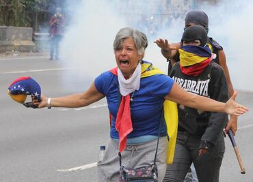 Maduro niega que en Venezuela haya "presos políticos" tras crisis postelectoral; revira que son personas que “agredieron y mataron"