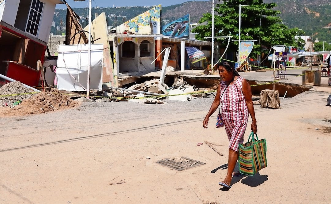 Puerto Marqués había sido afectado por Otis el año pasado y hace un mes sufrió de nuevo los efectos de un huracán, con John; aquí la reconstrucción no ha iniciado. Foto: Arturo de Dios Palma | El Universal