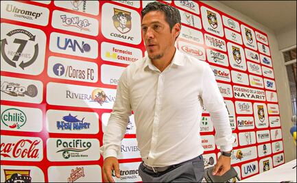 Mauro Camoranesi cerca de dirigir al Atlético de San Luis