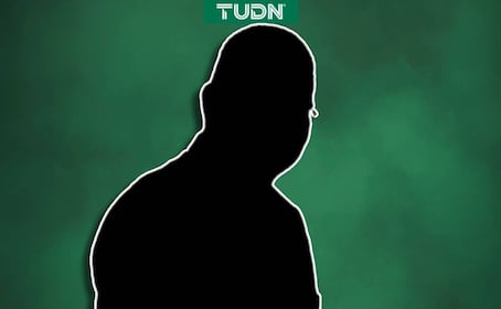 Comentarista de Televisa es tundido en redes por 'calificar' cuerpos de mujeres