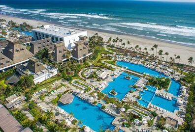 10 hoteles para celebrar Navidad en Acapulco