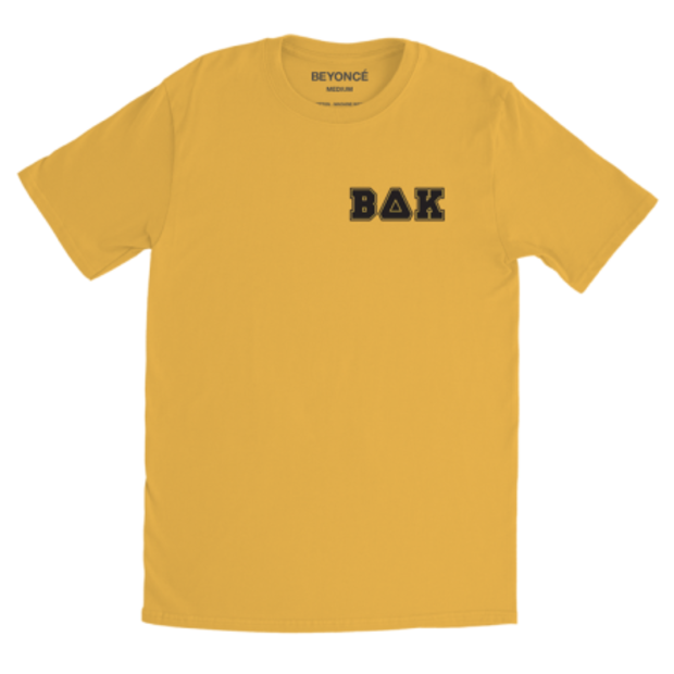 Lanzan colección de Beyoncé inspirada en su presentación de Coachella