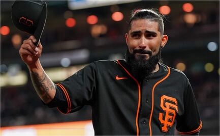 Así fue la emotiva despedida del mexicano Sergio Romo con los Giants