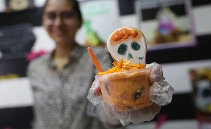 Crean helado sabor flor de cempasúchil en nevería de Toluca