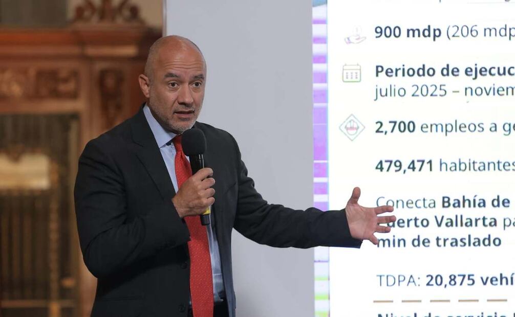 Antonio Esteva, titular de la Secretaría de Infraestructura, Comunicaciones y Transportes (SICT), presentó el programa de obra del puente Amado Nervo, para unir Bahía de Banderas, Nayarit, con Puerto Vallarta, Jalisco. Foto: Gabriel Pano / EL UNIVERSAL