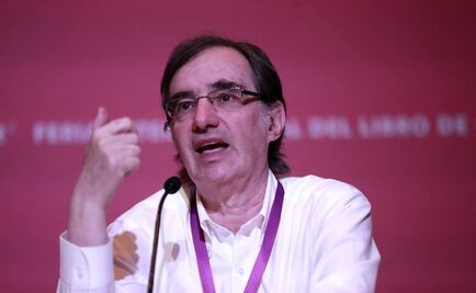 ​Explica Woldenberg a jóvenes valores de la democracia