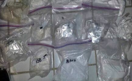 Detienen a dos mujeres con cocaína en el AICM