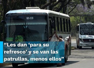 Base de autobuses irregular opera en Insurgentes Norte