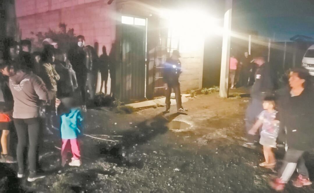 Al regresar a su casa en la colonia El Naranjo, los padres vieron a su hijo tirado en el piso, con manchas de sangre. Foto: ESPECIAL