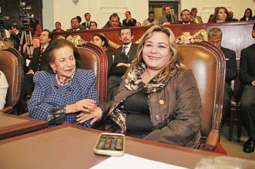 La diputada local perredista Elizabeth Mateos Hernández también pide incluir clases de prevención de las adicciones en la educación básica (ESPECIAL)