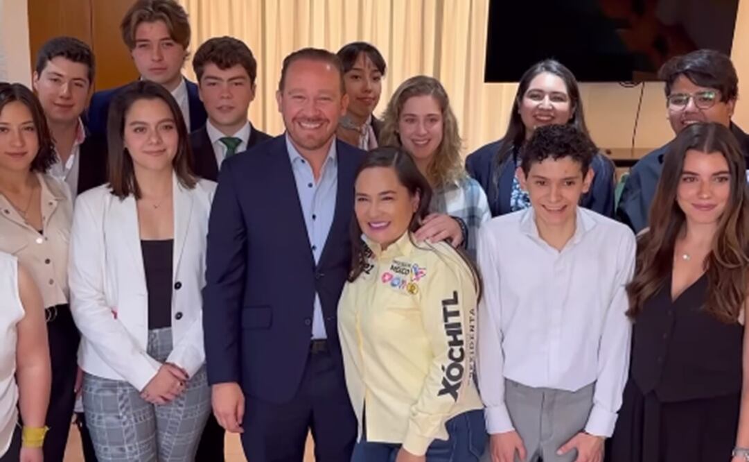 Santiago Taboada se reúne con jóvenes de la Universidad Intercontinental. Foto: Captura de video de la cuenta de Instagram de staboadamx