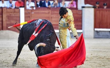 En Madrid Fonseca oreja y cornada