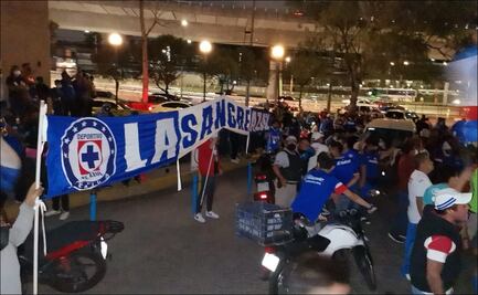 Así se vivió la serenata a Cruz Azul previo a la semifinal de vuelta