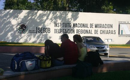 Migrantes cubanos se fugan de instalaciones del INM en Chiapas