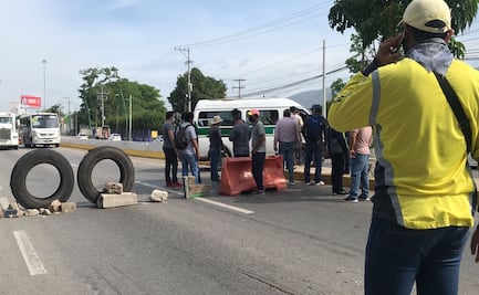 Con bloqueos carreteros, exigen la liberación de estudiantes de Mactumactzá