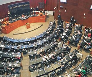 Buscan incluir a UIF en sistema anticorrupción