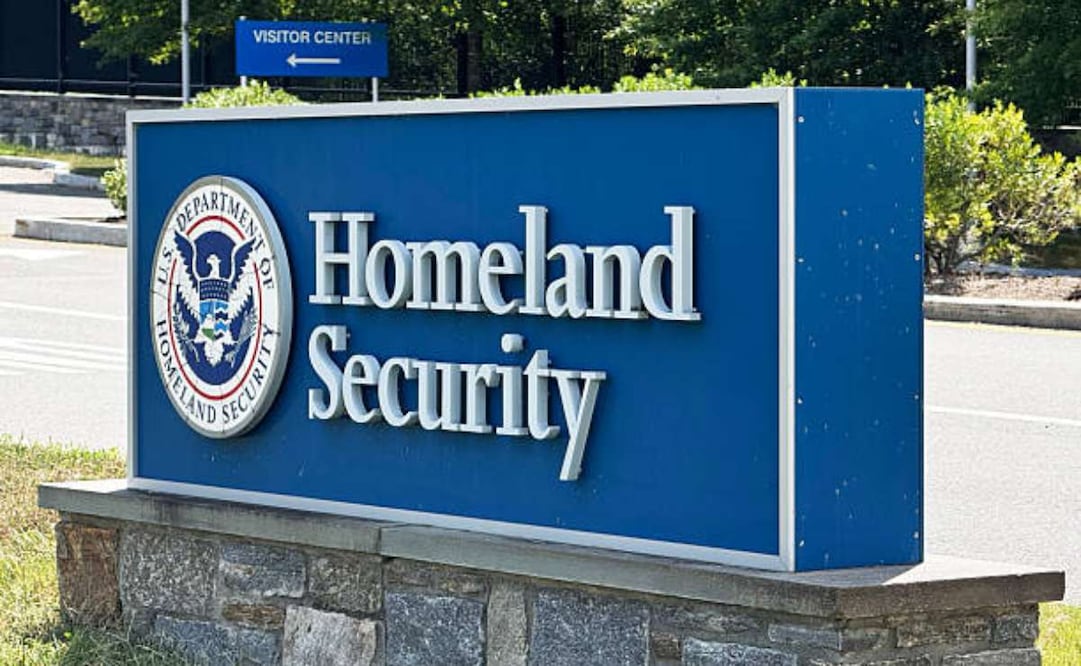 El plan financiaría al Departamento de Seguridad Nacional de EU hasta el 30 de septiembre, pero no contempla ampliar los fondos para la política migratoria, que es el punto de discusión entre demócratas y republicanos. Foto: iStock