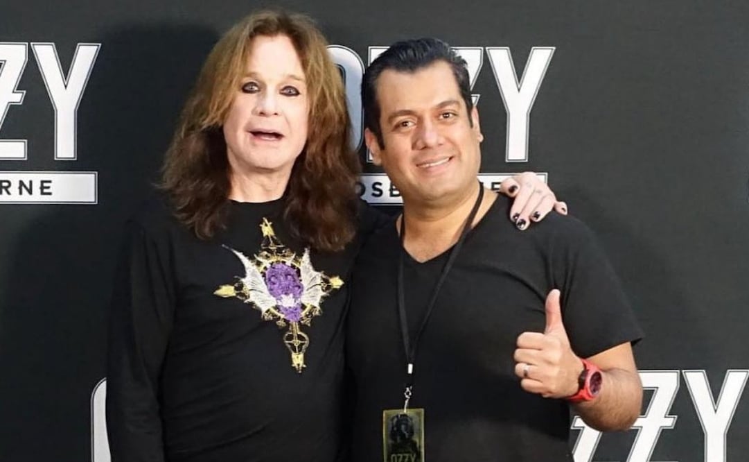 Sergio Gutiérrez posteó una fotografía con el músico Ozzy Osbourne, tras un concierto de 2018 en el Foro Sol. Foto: Especial