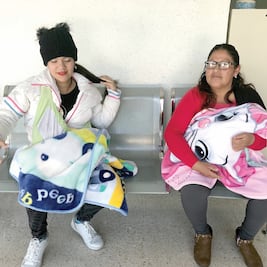 Dan largas a padres de bebés intercambiados