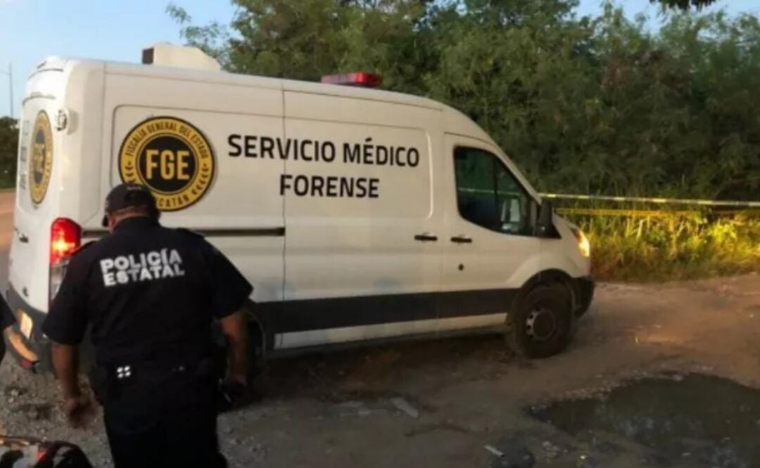 Agentes de la Secretaría de Seguridad Pública arriban al lugar donde encontraron restos óseos y ropa en montes de Yaxcabá, Yucatán (24/03/2025). Foto: Especial/El Universal