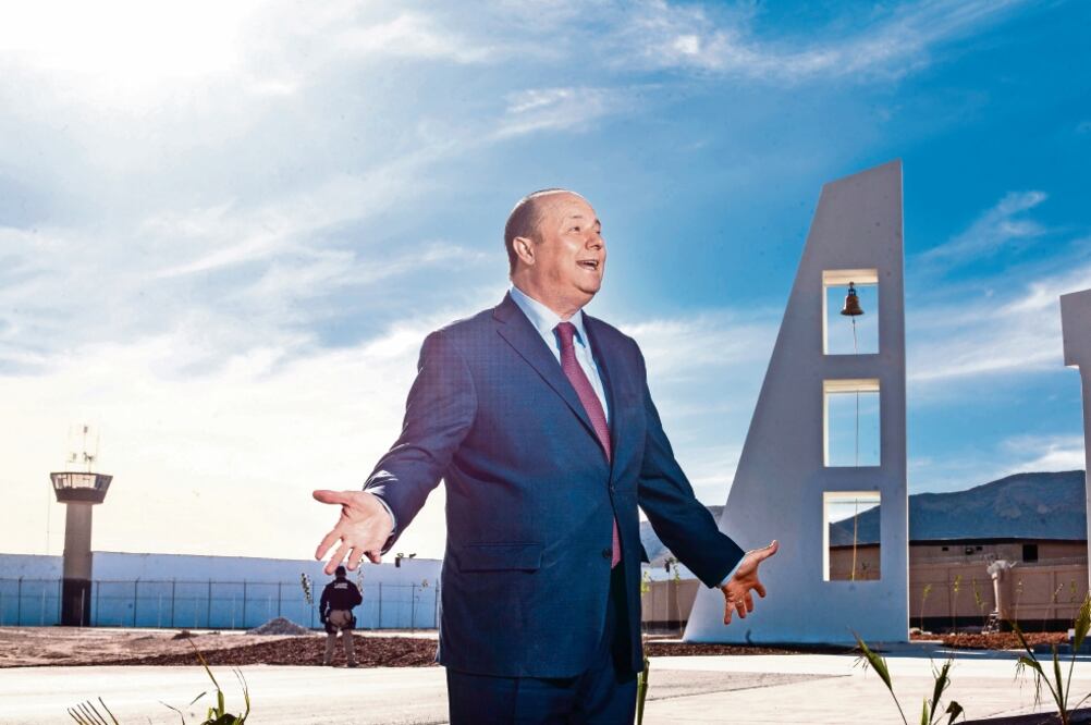 En mayo el ex gobernador y su secretario de Hacienda, Jaime Herrera, fueron señalados por desviar dinero a Unión Progreso, financiera a cargo de Herrera (ARCHIVO EL UNIVERSAL)