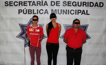 Detienen a actriz porno en Chihuahua por desnudo en monumento