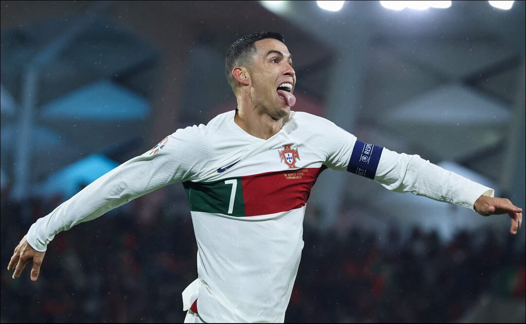 Cristiano Ronaldo festeja gol con Portugal