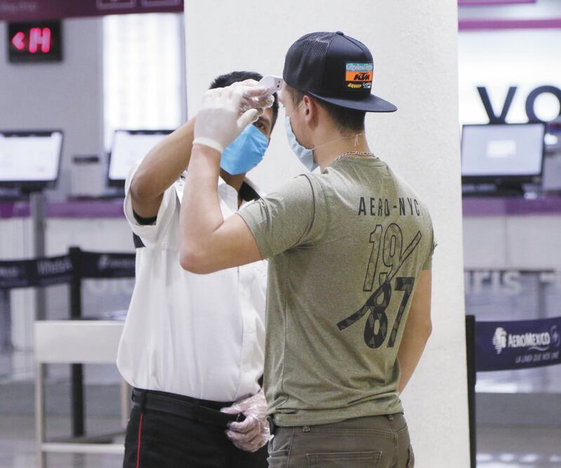 Expertos consideran que el modelo de las aerolíneas de bajo costo les permitirá seguir ofreciendo precios accesibles a viajeros. Foto: ARCHIVO EL UNIVERSAL