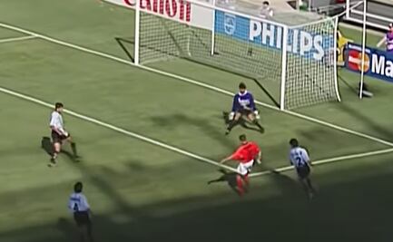 FIFA recuerda el golazo de Bergkamp a la albiceleste en Francia 98 previo al Paises Bajos vs Argentina