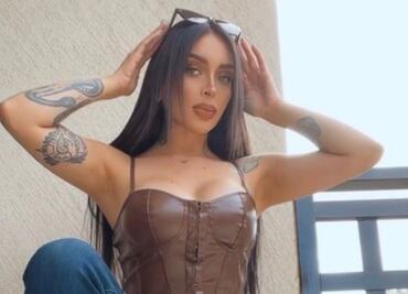 Modelo de OnlyFans compra chamarra de 90 mil y le vacían su tarjeta