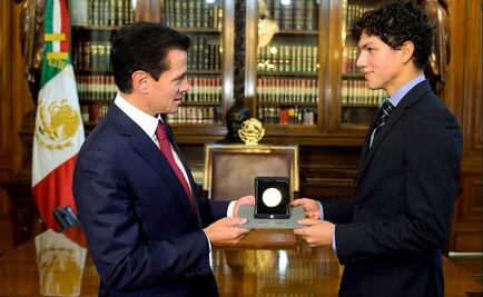 Mexican dancer Isaac Hernández awarded with Bellas Artes Medal