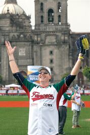 Gran Carpa busca oficina en México