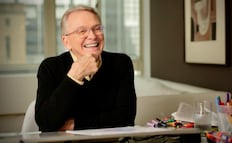 Muere Bob Mackie, el “Sultán de las Lentejuelas”, a los 87 años