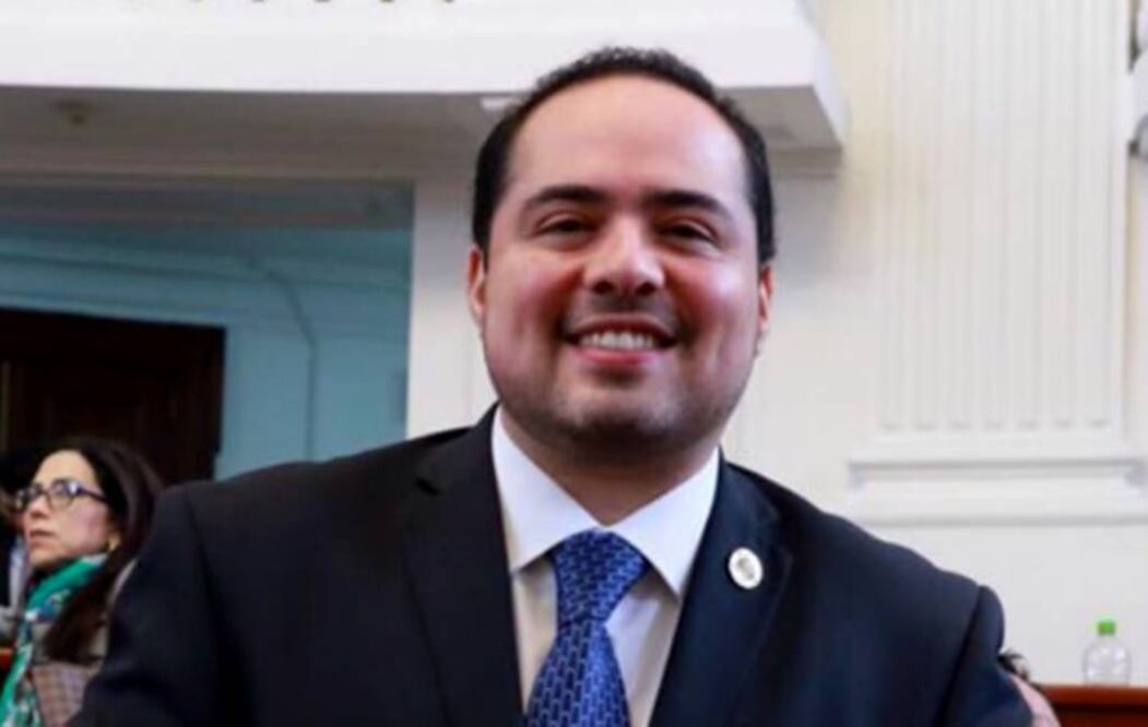 En la foto: Gonzalo Espina, abanderado de la coalición “Por la CDMX al Frente” a la alcaldía de Cuajimalpa (ARCHIVO. EL UNIVERSAL)