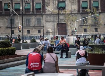 CDMX se mantiene en semáforo rojo y aplazan reapertura de centros comerciales
