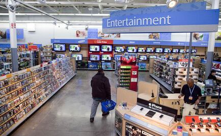 Tras masacre de 22 personas en tienda de El Paso, Texas, Walmart retira mensajes con violencia