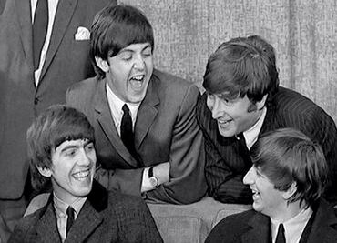 Paul McCartney y Ringo Starr recuerdan con fotos muerte de John Lennon