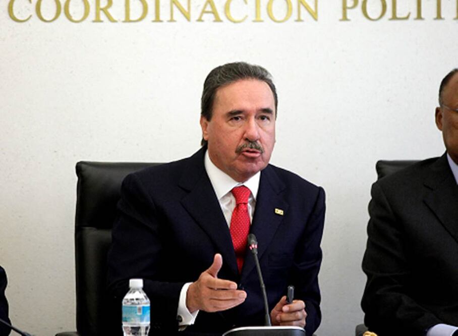 El coordinador de la fracción del PRI en el Senado, Emilio Gamboa Patron, habló sobre la VII reunión plenaria del grupo parlamentario.