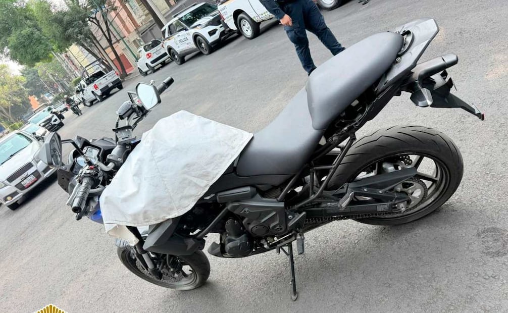 A través de cerco virtual, detienen a dos presuntos ladrones de cuentahabiente; recuperan 750 mil pesos.
Foto: Especial.