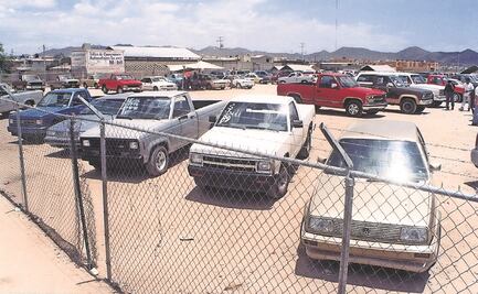 En pie, norma para verificar autos: Economía