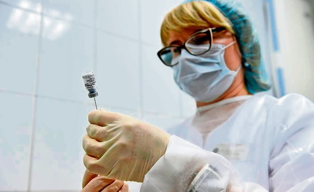 Dosis de la vacuna rusa. Foto: AFP, archivo