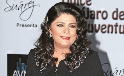 Victoria Ruffo vuelve a conquistar con sus “dos pies izquierdos”
