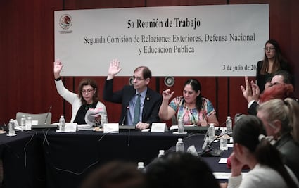 Luna de miel de AMLO dependerá de la economía, dice Agustín Basave