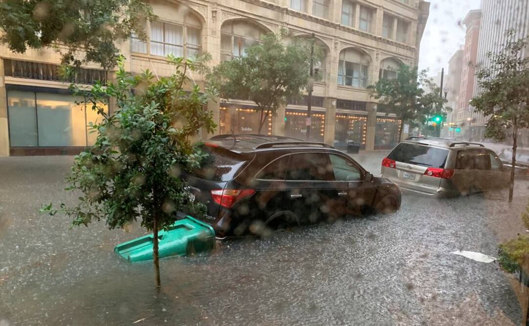 Aspecto de una calle inundada en Nueva Orleans tras lluvias por la tormenta tropical en el Golfo de México (Foto: Reuters)