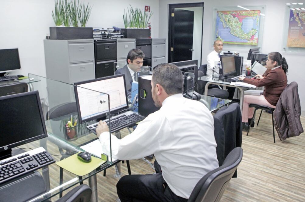 En Querétaro, las rentas de oficinas pasaron de 8 mil a 20 mil pesos al mes (ARCHIVO EL UNIVERSAL)