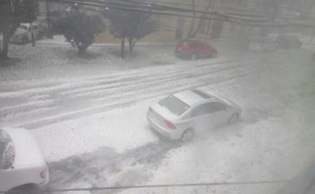 Granizo cubre centro y sur de CDMX