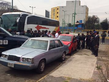 Hallan dos cuerpos en auto estacionado en Vallejo