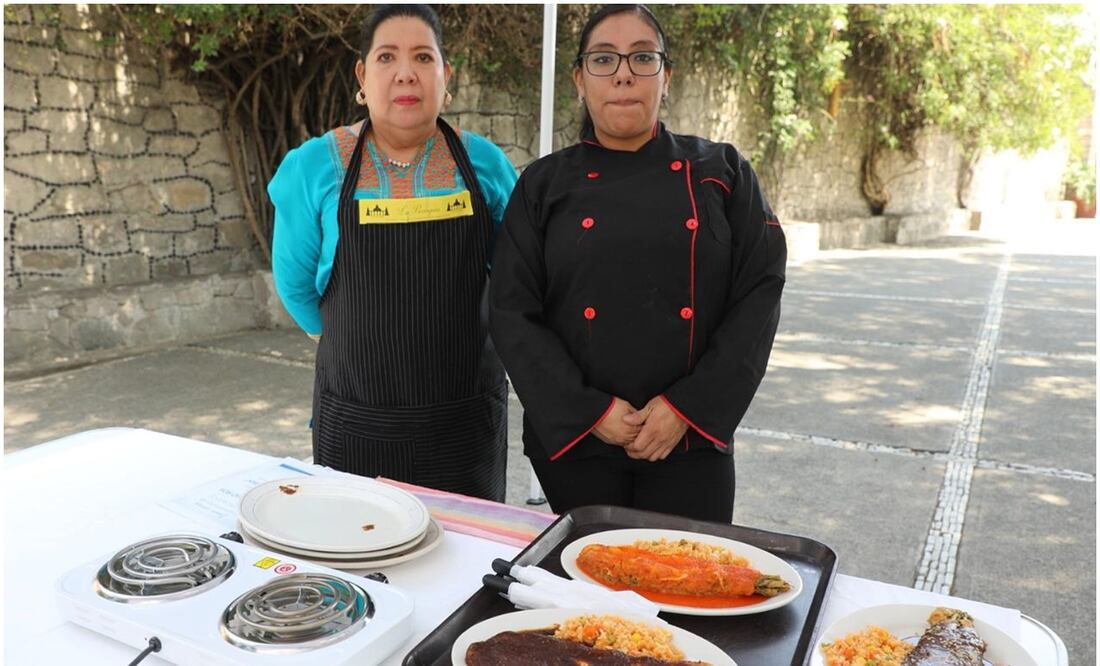 Los huauzontles de Cinthya Nieves González que preparó en mole rojo, chile pasilla y caldillo de jitomate fueron los ganadores del concurso gastronómico “Sabor a Naucalpan” en la región de Los Remedios. Foto: Especial