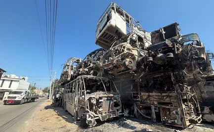 Una torre de camiones calcinados en Puerto Vallarta; los estragos en Jalisco a una semana del abatimiento de “El Mencho”